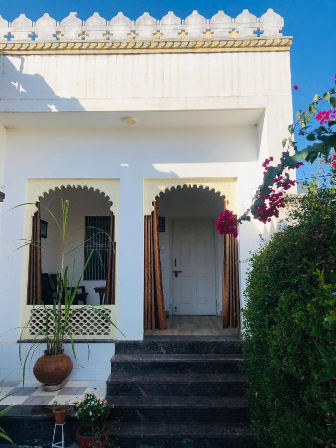 Jawai Leopard Villa Bijapur  Exterior photo