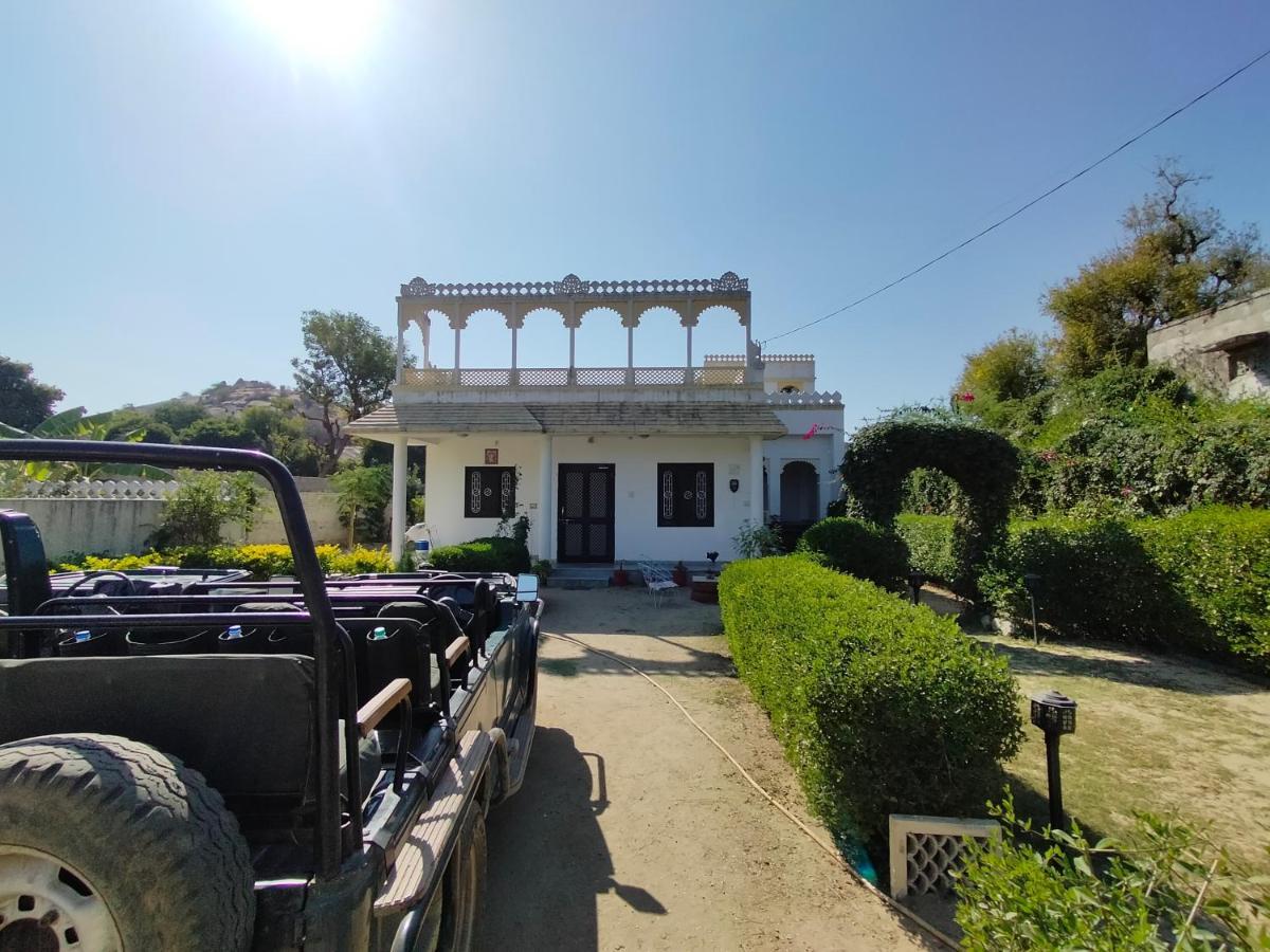 Jawai Leopard Villa Bijapur  Exterior photo