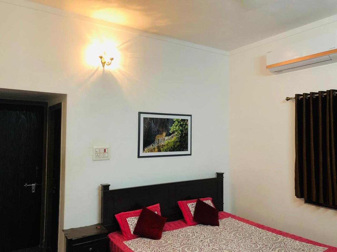 Jawai Leopard Villa Bijapur  Exterior photo